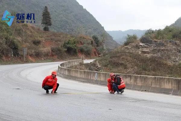 道路病害智能識別監測系統